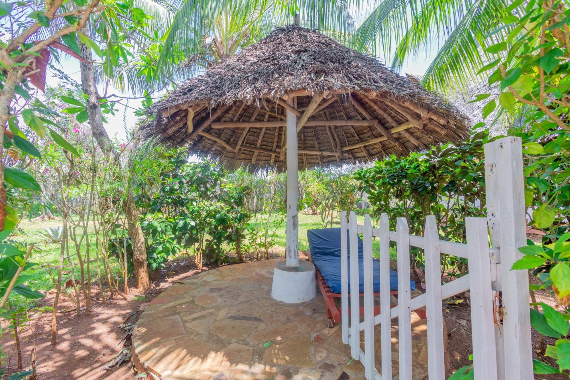 Villas Dora And Holly Diani Beach Exterior foto